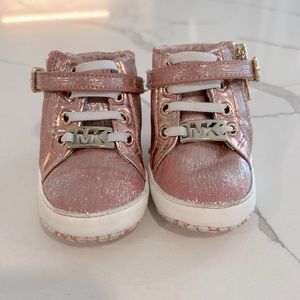 Baby shoes Michael Kors
